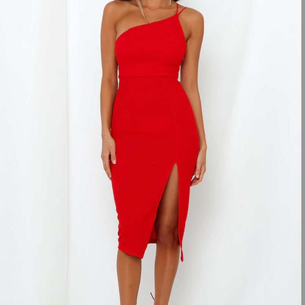 (NWOT) HELLO MOLLY TAKING IT BACK DRESS RED